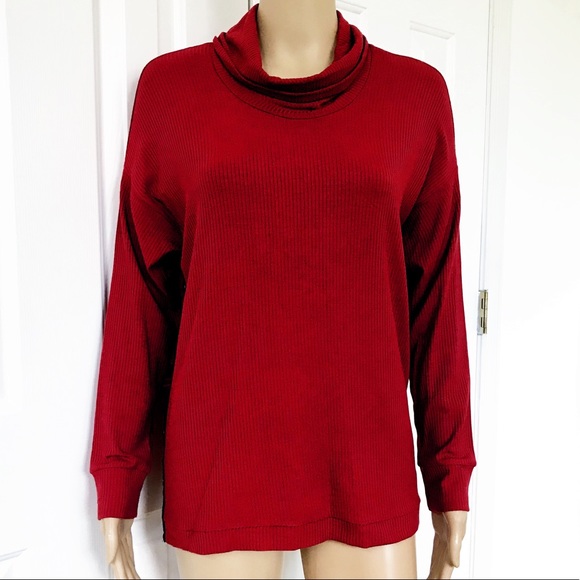 NWT Cowell neck longsleeve loose fit burgundy  red top S - Picture 2 of 8